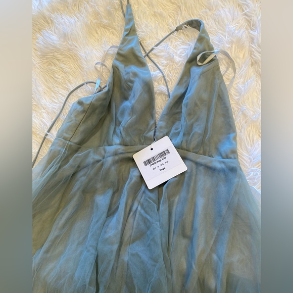 NWT Selfie Leslie Sage MIDI Dress - Picture 7 of 7